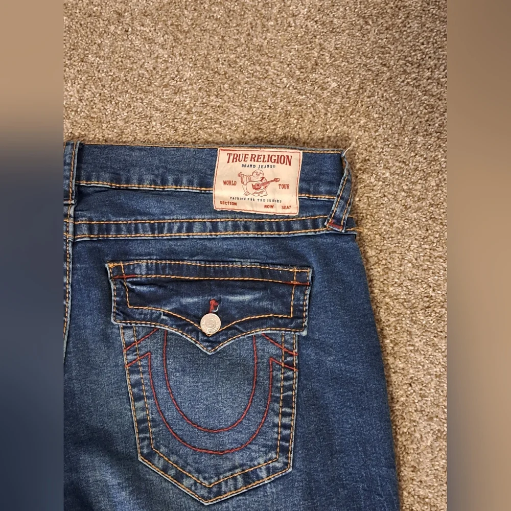 True Religion Men's Geno Relaxed Slim Dark Rise Denim Jeans 40/34